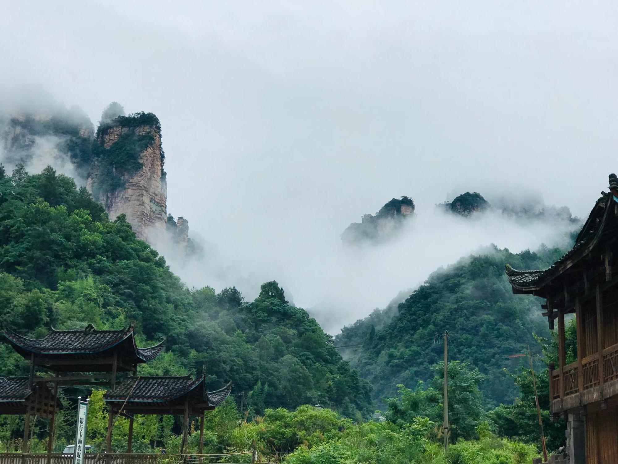 Tongfu Inn Чжанцзяцзе Екстер'єр фото